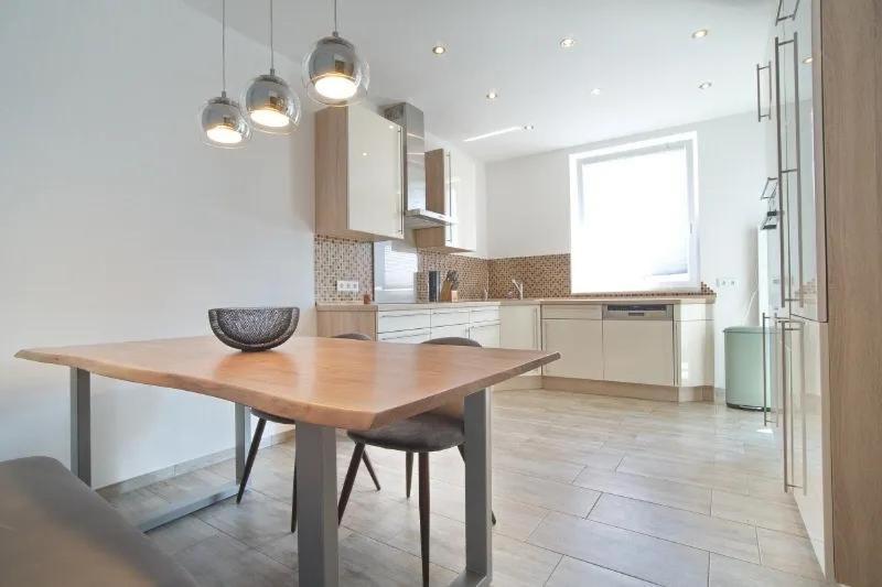 Luxurioese 2,5 Zimmer Oase Komplett Ausgestattet In Top Lage Essen Extérieur photo