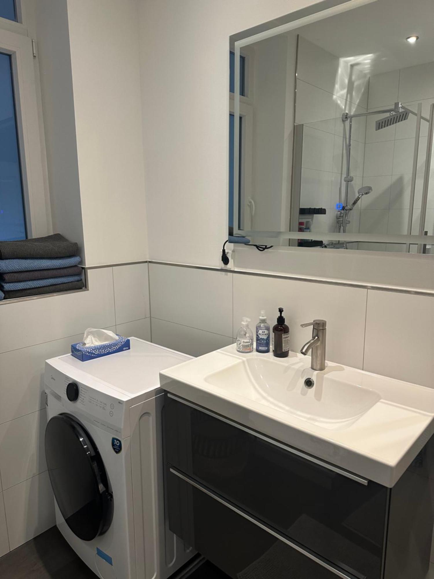 Luxurioese 2,5 Zimmer Oase Komplett Ausgestattet In Top Lage Essen Extérieur photo